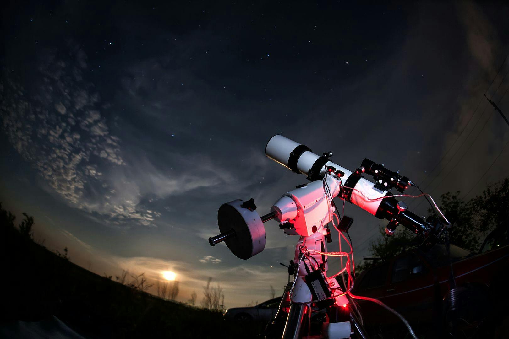 Titta på solen i ett teleskop med Astronomiska Sällskapet Tycho Brahe